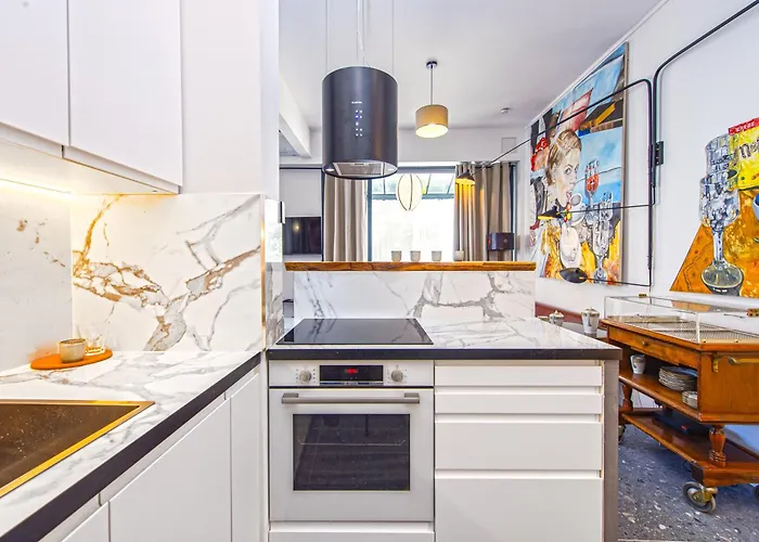 Port Et Plages - 3 Pieces - Fp Menton